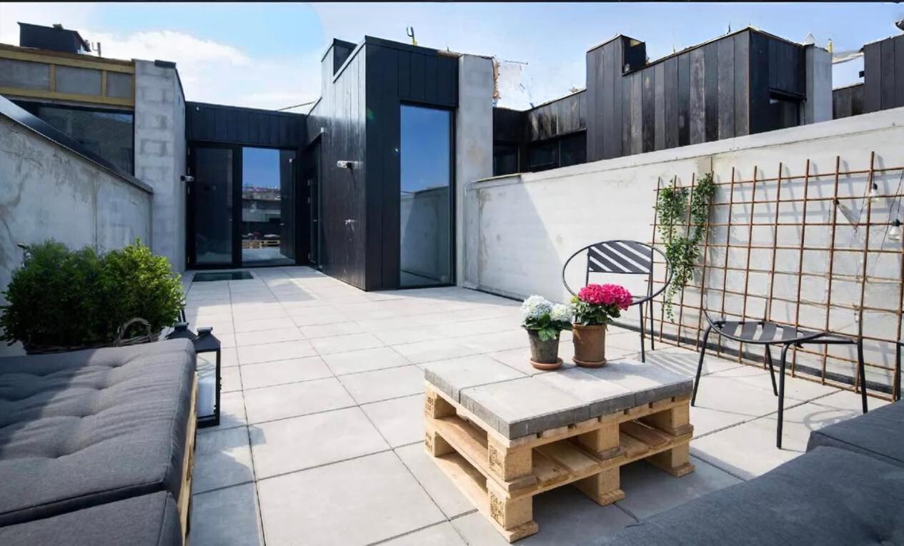Smuk Arkitekttegnet Hus I Newyorker-stil